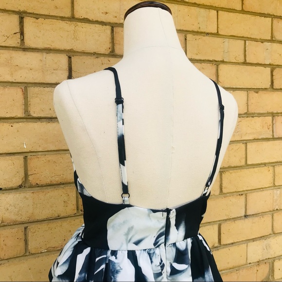 PARADISCO BNWT size 8 Playsuit Romper Skort Dressy Party Cocktail Floral - Picture 7 of 9